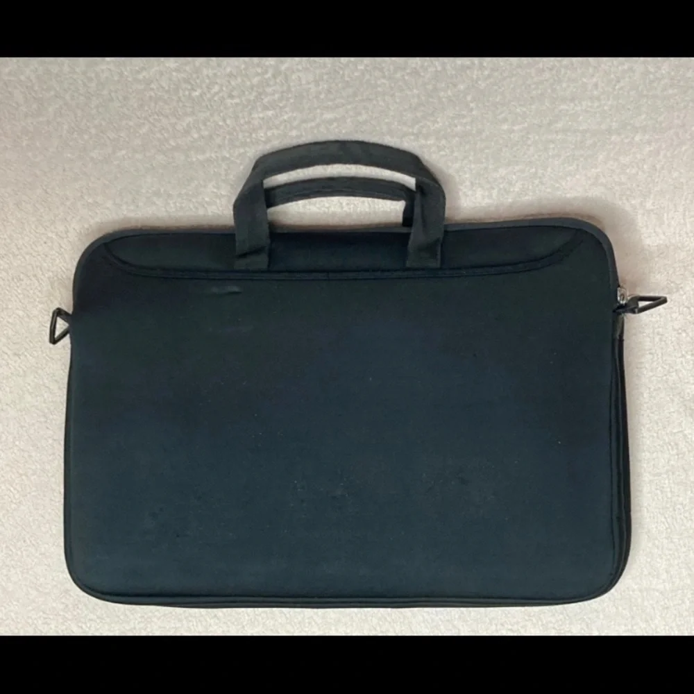 Wenger Legacy Neoprene Ultra Slim 17” Laptop Case-Black-Shoulder Strap-Business